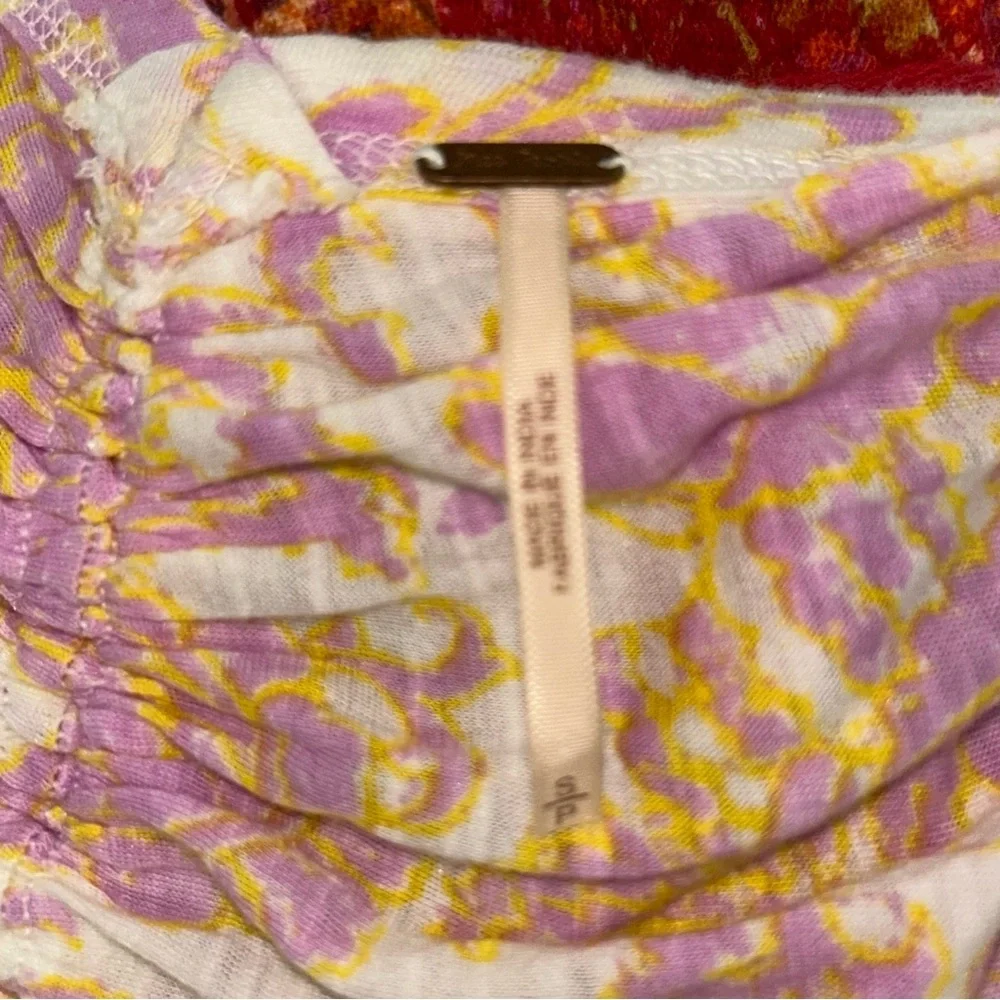 Free people purple/pink floral crunched front & back ruffle sleeve v neck blouse - Picture 6 of 6